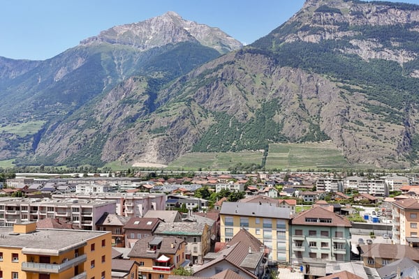 IMMEUBLE DE 2 APPARTEMENTS OFFRANT LUMINOSITÉ, RENDEMENT ET MODERNITÉ 1