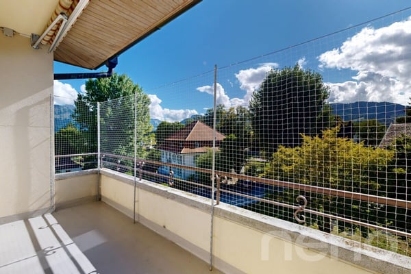 Spacieux 1.5 pièces lumineux avec vue montagne à La Tour-de-Trême