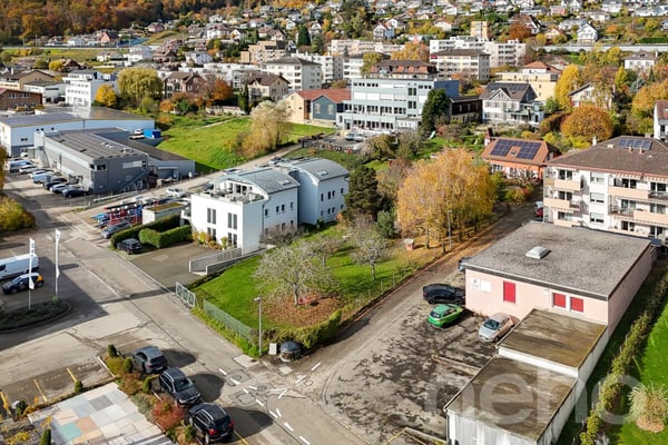TERRAIN RARE, CADRE IDYLLIQUE ET EXPOSITION PLEIN SUD 2
