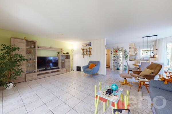 1.5-Zimmer-Doppelhaushälfte mit Wintergarten, Garten & 2 TG-Plätze 4