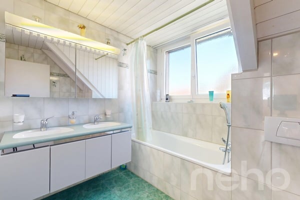 1.5-Zimmer-Doppelhaushälfte mit Wintergarten, Garten & 2 TG-Plätze 11