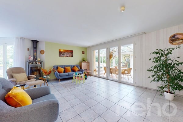 1.5-Zimmer-Doppelhaushälfte mit Wintergarten, Garten & 2 TG-Plätze 3