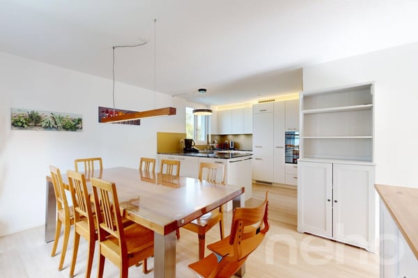 Moderne 1.5 Zimmer Doppelhaushälfte mit Garten und Teils Weitblick 3