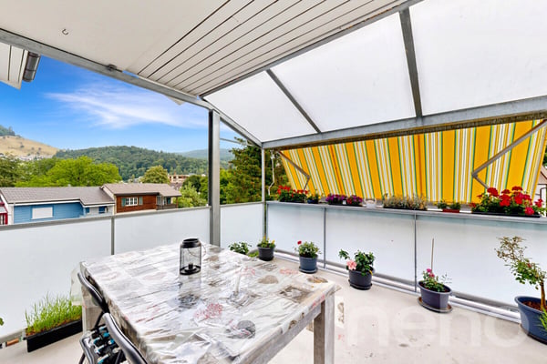 Gepflegte 1.5-Zimmerwohnung mit Garagenbox (im Baurecht) 2