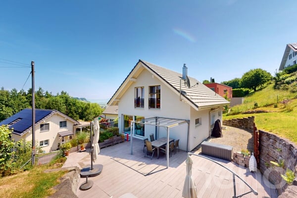 Modernes Einfamilienhaus mit Sauna, Garten und Weitsicht 2