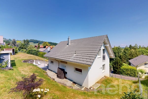 Modernes Einfamilienhaus mit Sauna, Garten und Weitsicht 3