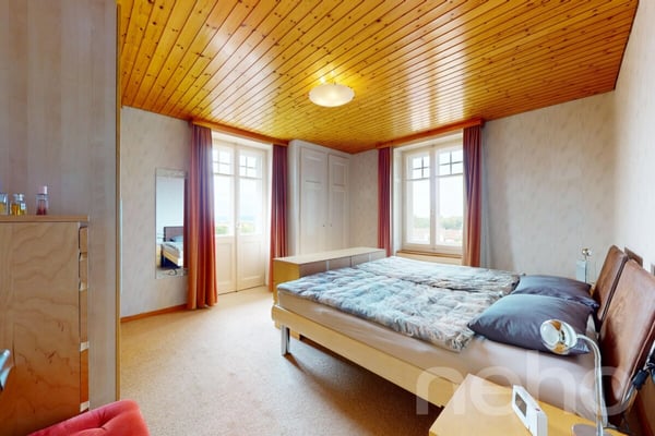 Maison vue lac - grand jardin - à deux pas des commerces 8