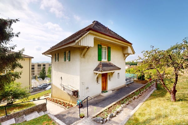 Maison vue lac - grand jardin - à deux pas des commerces 3