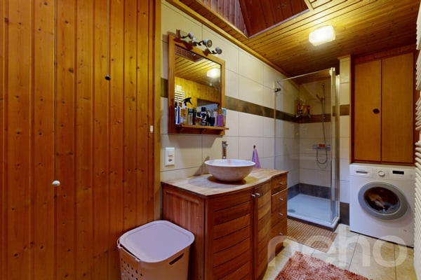 Magnifique duplex en attique de 1p et 4 chambres! 9