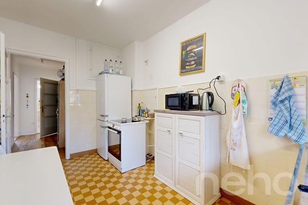 Attraktives Mehrfamilienhaus mit 9 Wohnungen und Ausbaupotenzial 12