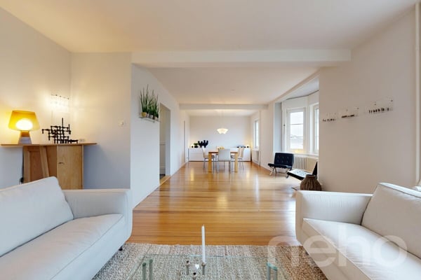 Stilvolles 2-Zimmerhaus mit Ausblick und Altbaucharme 2