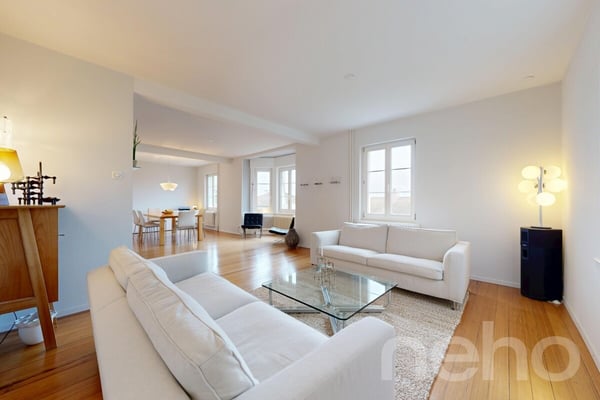 Stilvolles 2-Zimmerhaus mit Ausblick und Altbaucharme 3