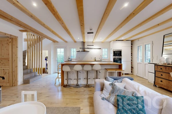 Magnifique chalet entièrement rénové, idéalement situé à Lausanne 2