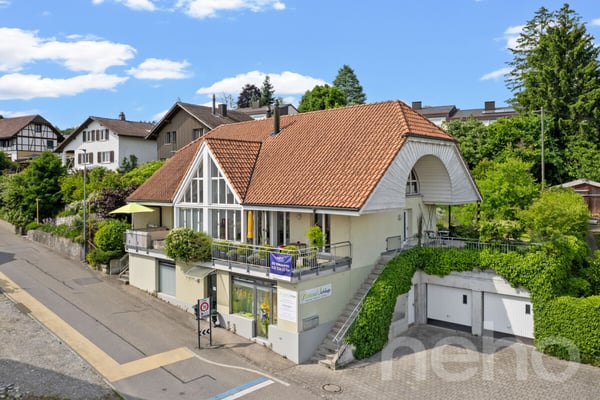 Zweifamilienhaus mit Atelier an zentraler Lage in Orpund bei Biel BE 3