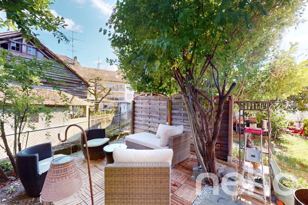 Immeuble de rendement rénové avec 11 appartements et local commercial! 1