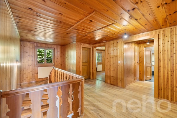 Chalet de prestige à Crans-Montana avec appartement indépendant 12