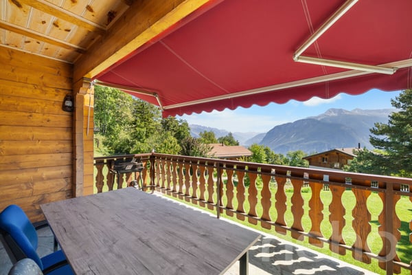 Chalet de prestige à Crans-Montana avec appartement indépendant 4