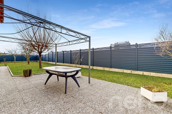 Maion individuelle avec garage ! 10