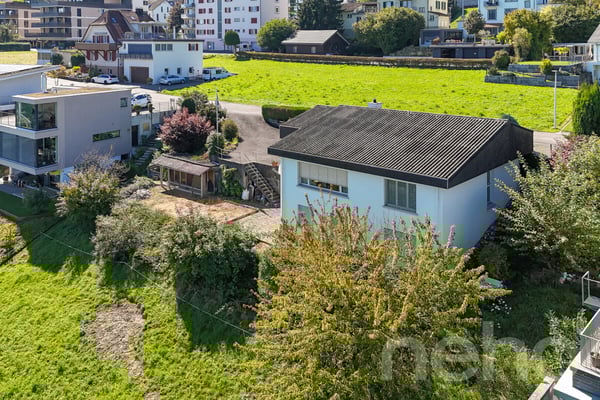 Freistehendes Einfamilienhaus mit unverbaubarer Seesicht 10