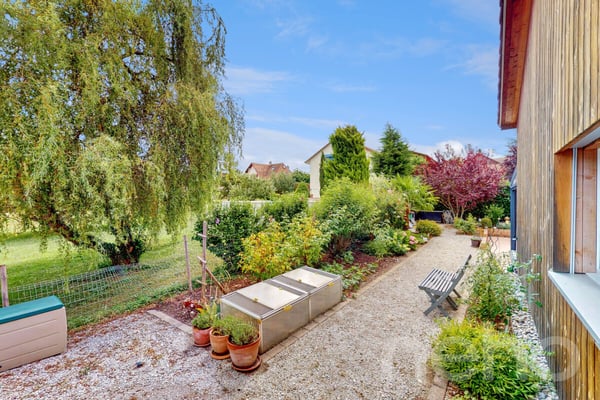 Appartement avec jardin dans maison d?habitation 5