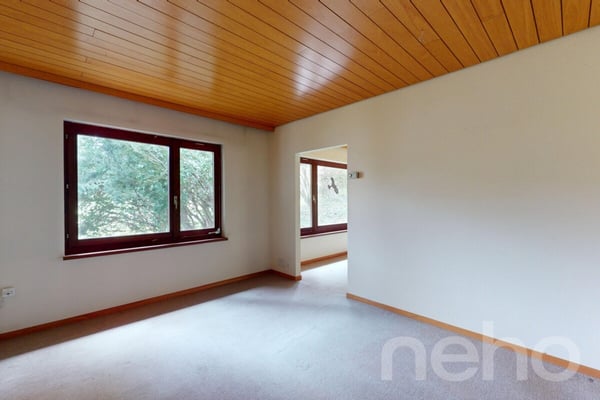 Freistehendes Einfamilienhaus mit viel Privatsphäre in Laufen BL 9