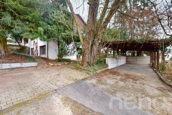 Freistehendes Einfamilienhaus mit viel Privatsphäre in Laufen BL 7