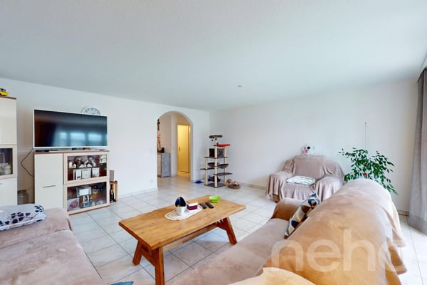 Charmante 1.5-Zimmer-Gartenwohnung mit viel Platz und Wohlfühlambiente 2