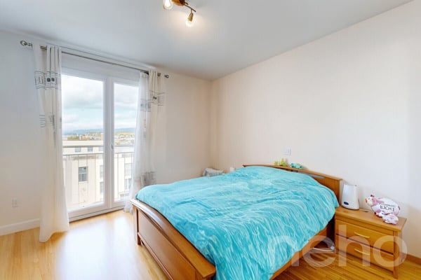 Lumineux appartement familial avec grand balcon au c?ur de Préverenges 8