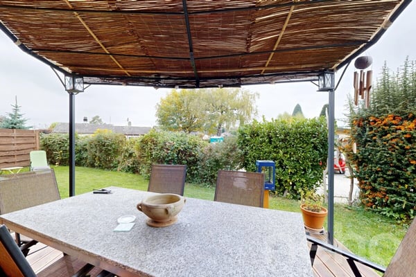 Magnifique maison en bois tout prés du lac 12