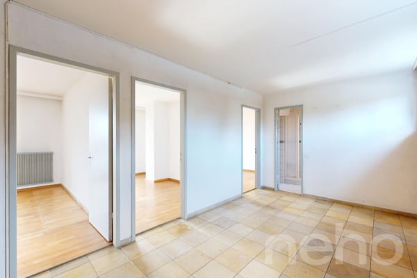 Familienfreundliches Reihenhaus mit Garten und Balkon in Oberwil BL 9