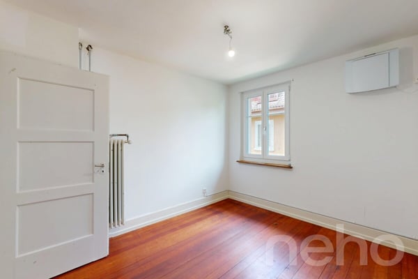 Grosszügiges Einfamilienhaus mit 2.5 Zimmern in Baden 7