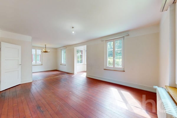 Grosszügiges Einfamilienhaus mit 2.5 Zimmern in Baden 4