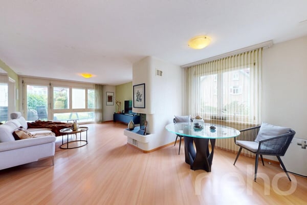 Wohngenuss mit Stil - 1.5-Zimmerwohnung mit Kamin, Terrasse & Loggia 1