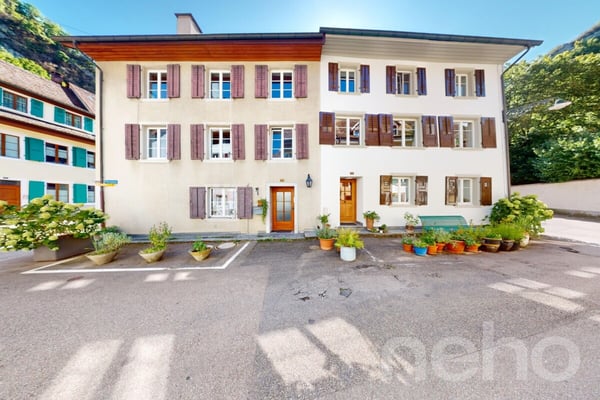 Charmantes Rheineckhaus mit Ausbaupotenzial an zentraler Lage 3