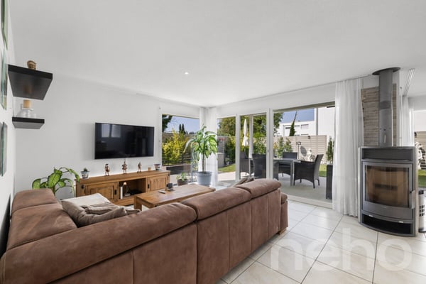 Traumhaftes Familienhaus mit Garten, Pool und zentraler Lage 5