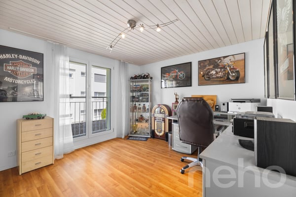 Traumhaftes Familienhaus mit Garten, Pool und zentraler Lage 8