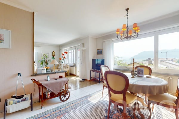 Attraktives Mehrfamilienhaus auf grossem Grundstück mit Weitsicht 7