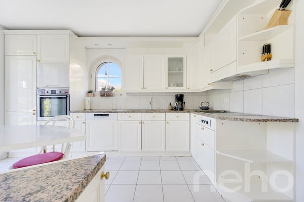 Grosszügiges Einfamilienhaus mit Garten und Bergsicht in Buchs SG 7