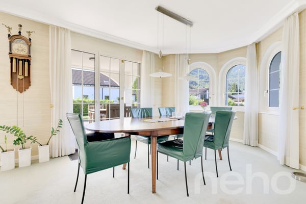 Grosszügiges Einfamilienhaus mit Garten und Bergsicht in Buchs SG 5