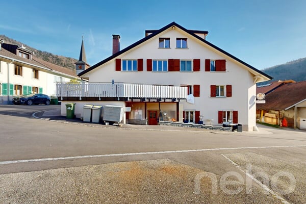 Immeuble mixte à Péry 2