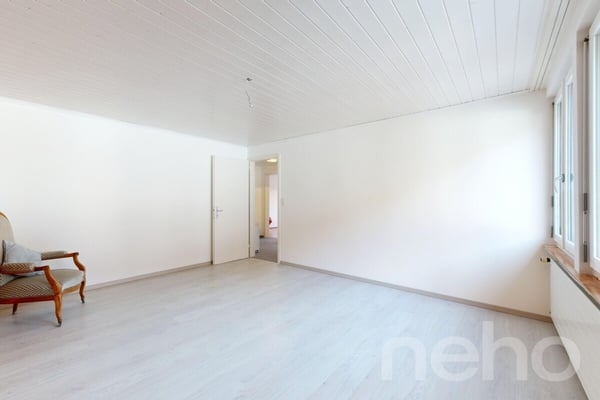 Immeuble mixte à Péry 11