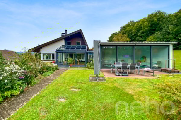 Wohnen am Waldrand mit Hallenbad, Wintergarten und Weitsicht 2