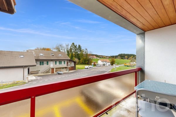 Charmant 1.5 pièces lumineux avec jardin et vue dégagée 2