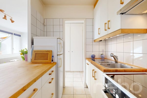 Attique 1.5 pièces à Perly : calme, verdure et luminosité 12