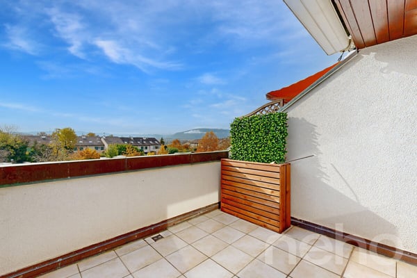 Attique 1.5 pièces à Perly : calme, verdure et luminosité 4