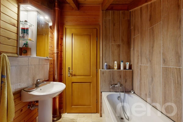 Évasion et sérénité dans un chalet proche de Vercorin 9