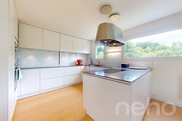 Stilvolles, renoviertes Doppel-EFH mit pflegeleichtem Garten 7