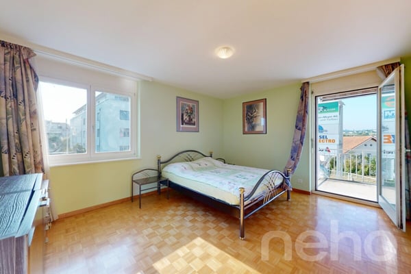 Confort, lumière et jardin privé ? superbe duplex à Morat 9