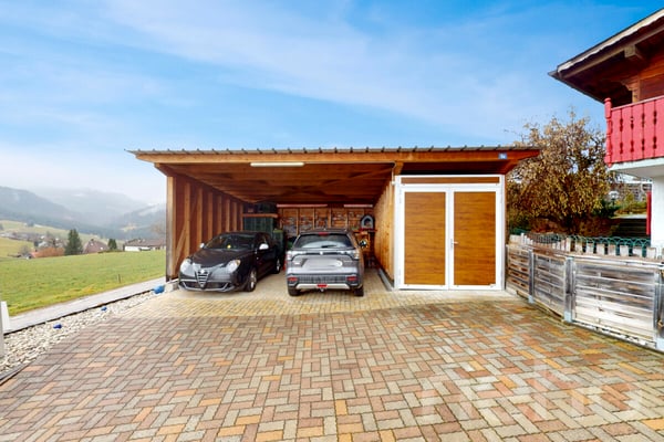 Charmantes Einfamilienhaus mit grossem Umschwung 11