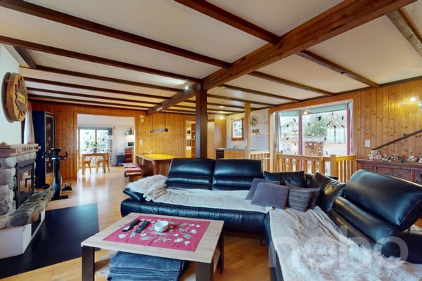 Charmantes Einfamilienhaus mit grossem Umschwung 3